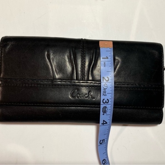 Coach Trifold Wallet.   EUC - Picture 3 of 7